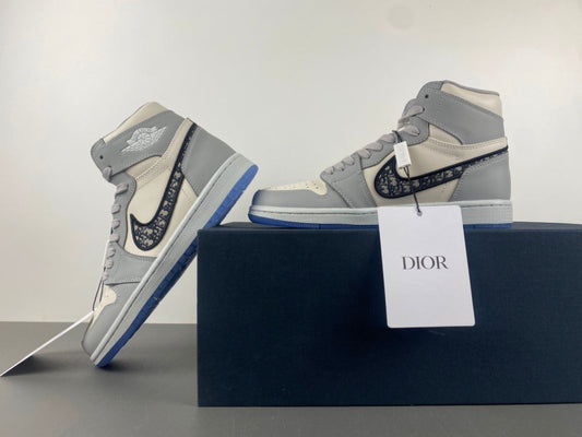 Dior x Air Jordan 1 Retro High Wolf Grey / Sail