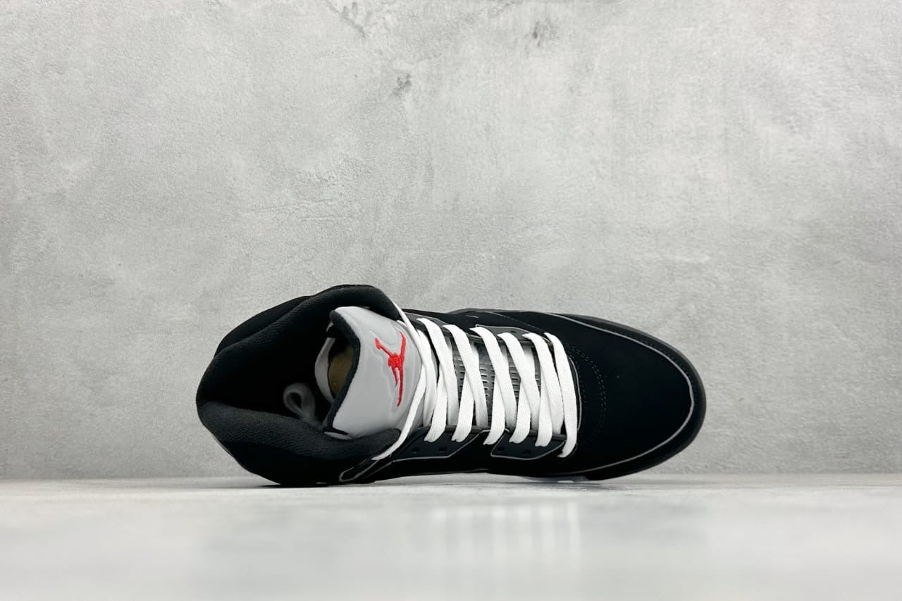 Air Jordan 5 Retro OG "Black Metallic Reimagined"