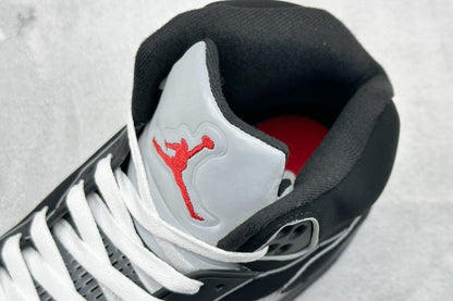 Air Jordan 5 Retro OG "Black Metallic Reimagined"
