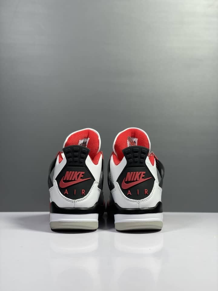 Nike Air Jordan 4 Retro OG Fire Red 2020