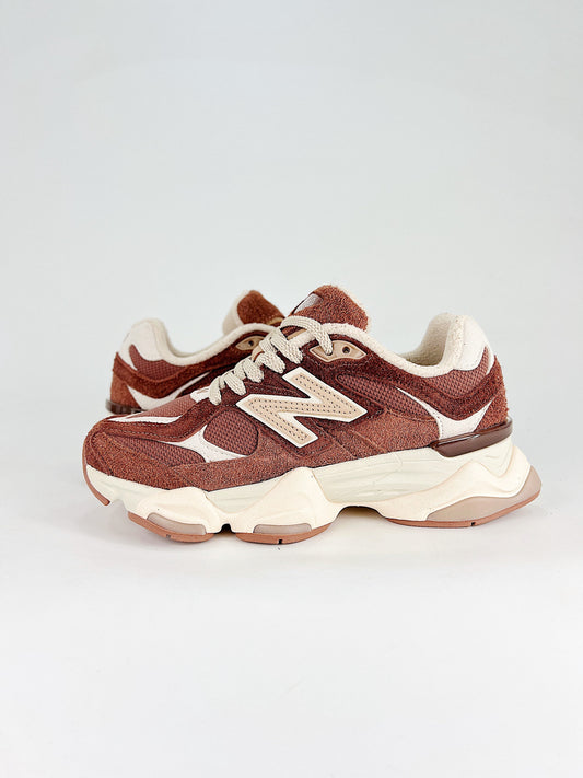 New Balance 9060 Rich Oak Timberwolf