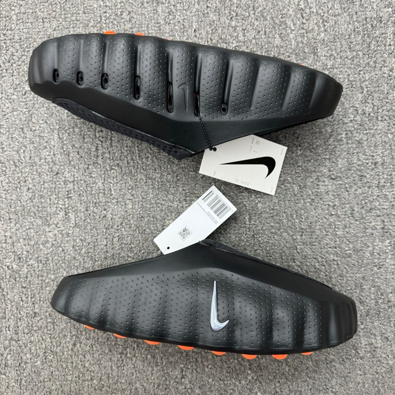 Nike Mind 001 slides in the "Black Chrome"