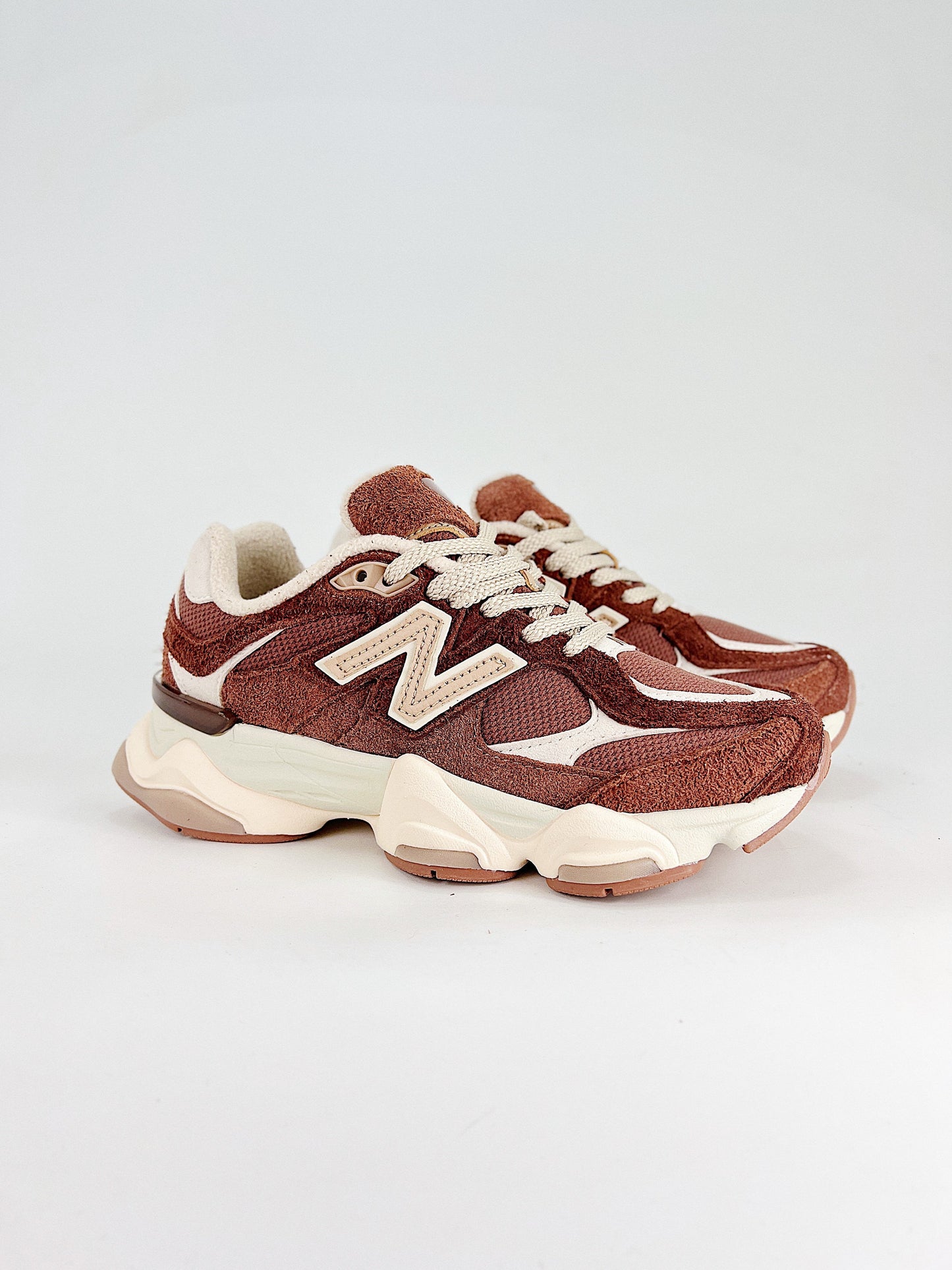 New Balance 9060 Rich Oak Timberwolf