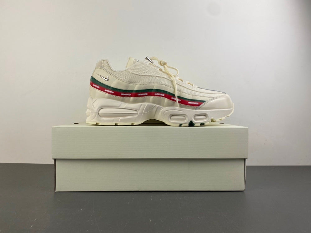 Nike Air Max 95 SP “Sail”