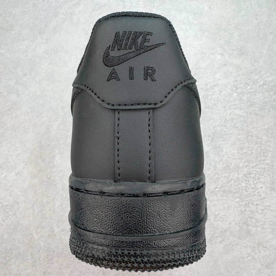 Nike Air Force 1 Black
