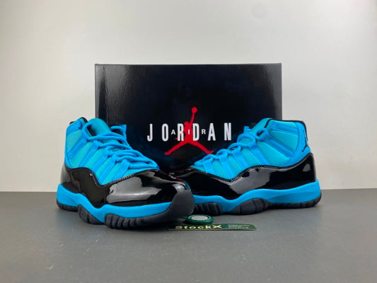 Nike Air Jordan 11 Retro basketball