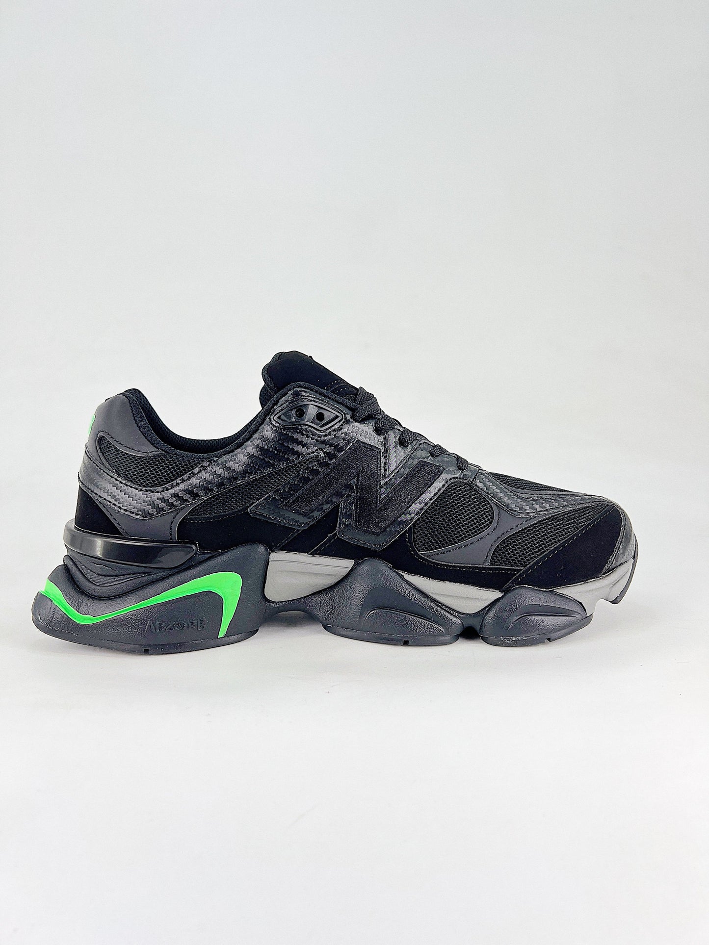 New Balance 9060 in Black Grey Green
