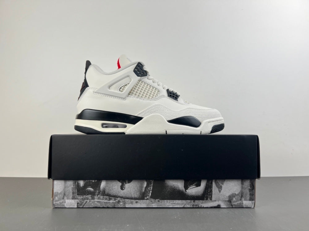 Air Jordan 4 Retro "Flight Club"