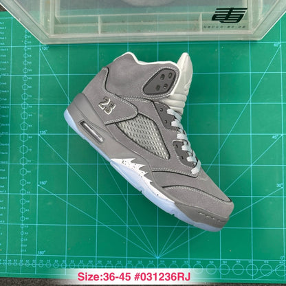 Air Jordan 5 Retro "Wolf Grey"
