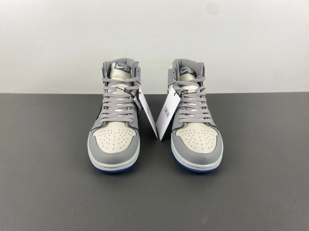 Dior x Air Jordan 1 Retro High Wolf Grey / Sail