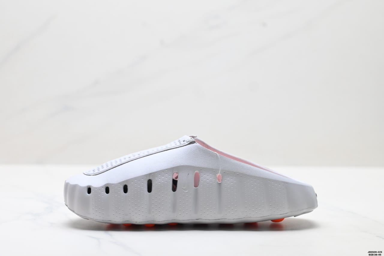 Nike Mind 001 recovery slide