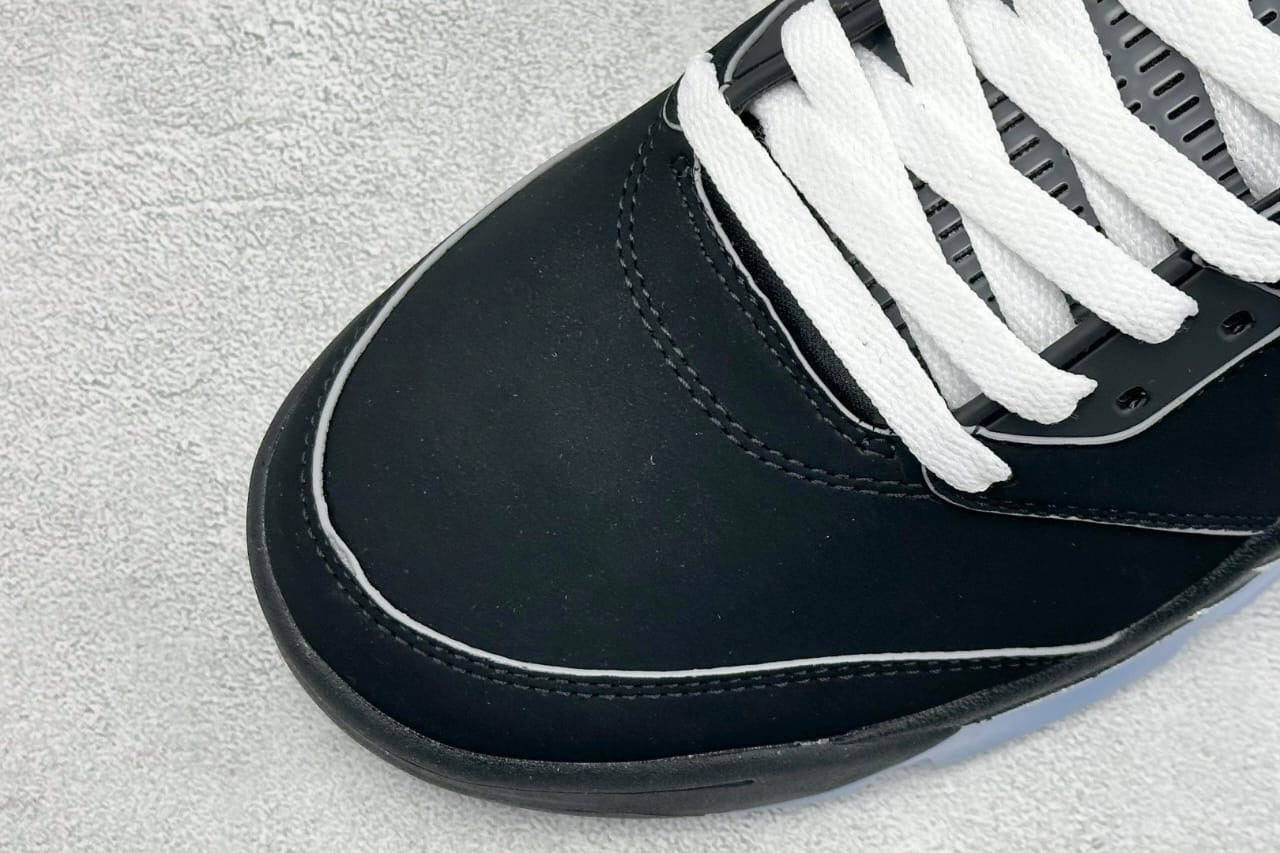Air Jordan 5 Retro OG "Black Metallic Reimagined"