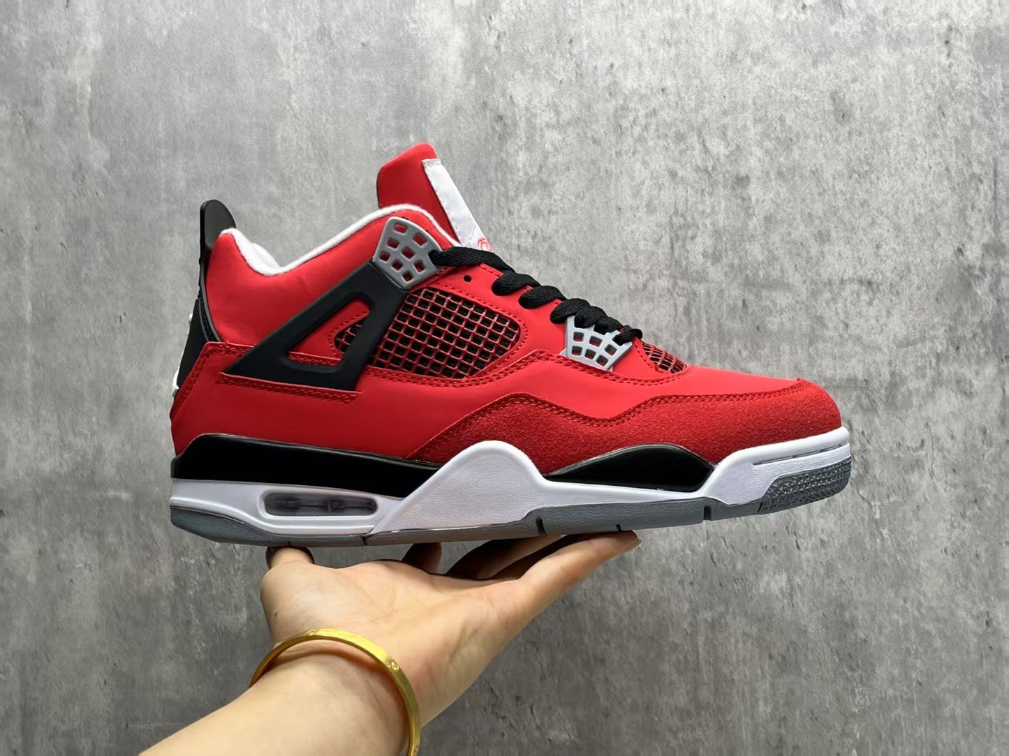Air Jordan 4 Retro "Toro Bravo"